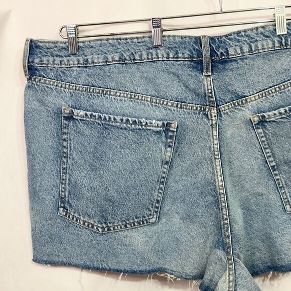 Old Navy Plus Size 26 Denim Shorts Light Blue Jean OG Straight High Rise 418 - Picture 7 of 12